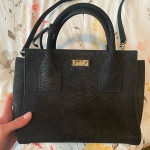 black kate spade purse